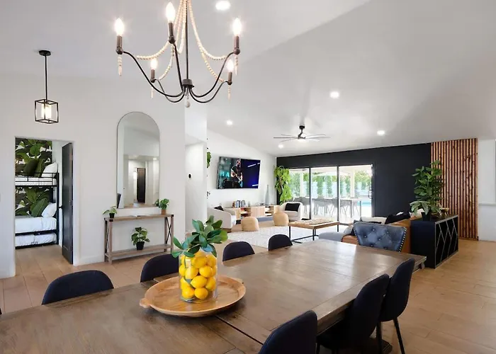 Desert Springs-pool & Spa-near Scottsdale Quarter Holiday home *