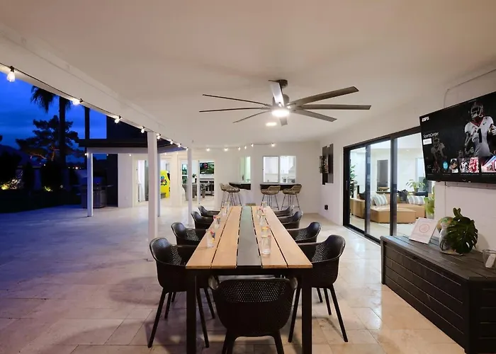 Desert Springs-pool & Spa-near Scottsdale Quarter Holiday home